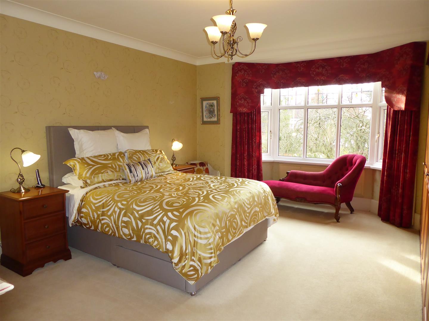 BEDROOM 1